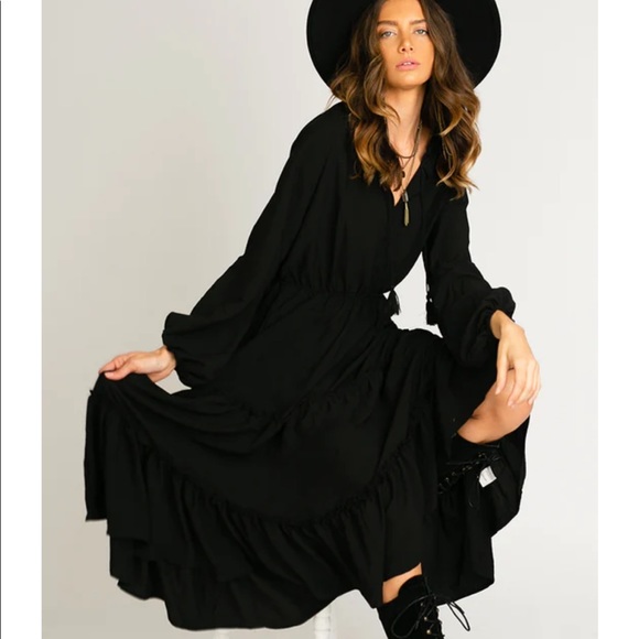 Joyfolie Shlee dress in black - Picture 3 of 8